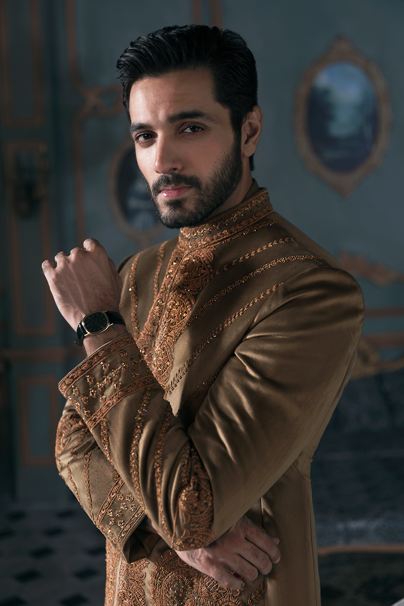 Tawny Green Embroidered Velour Damask Prince Coat (3-Piece) - Image 3