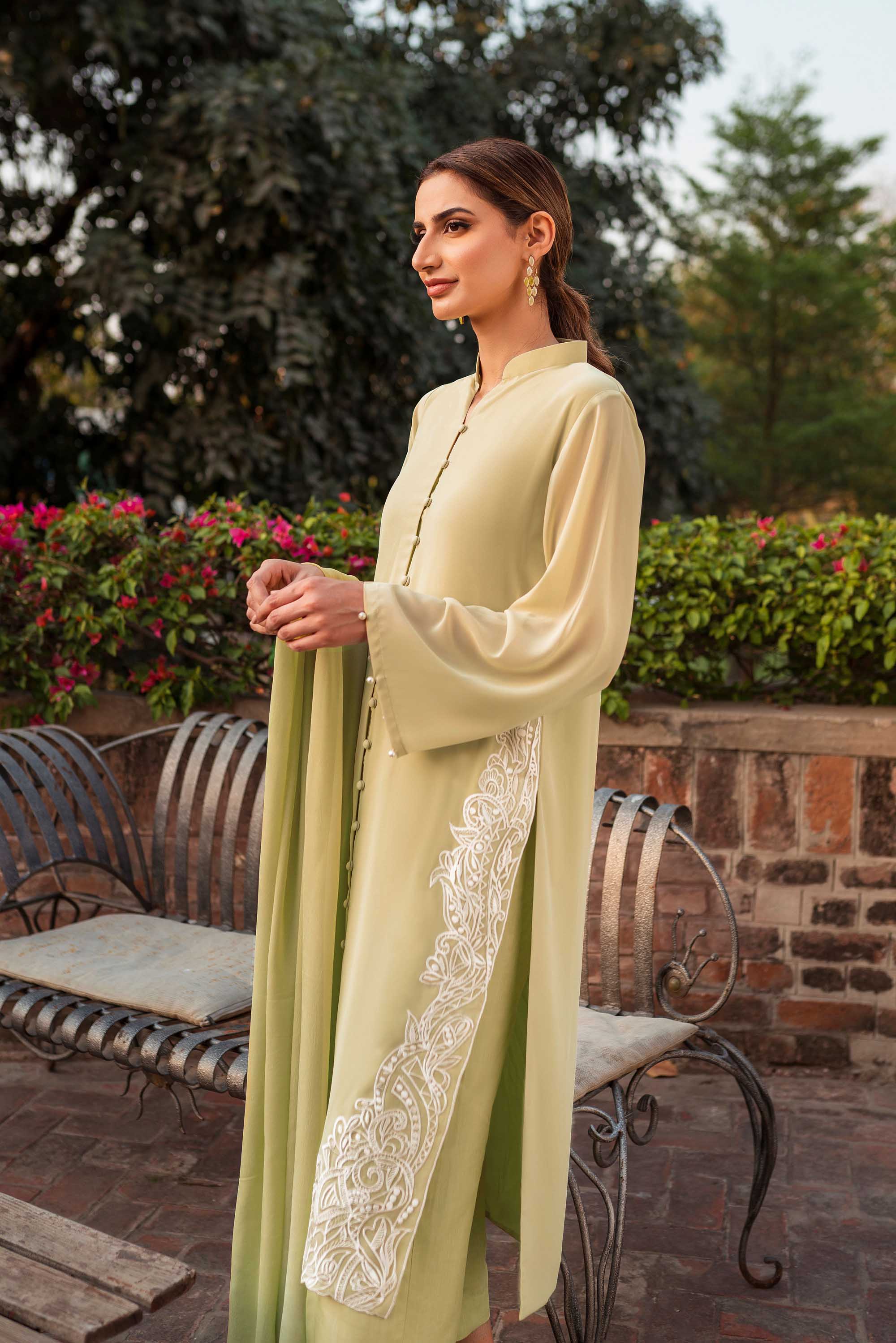 Pakistani Sorbet Green Embroidered Chiffon Salwar Kameez (3-Piece) - Image 4