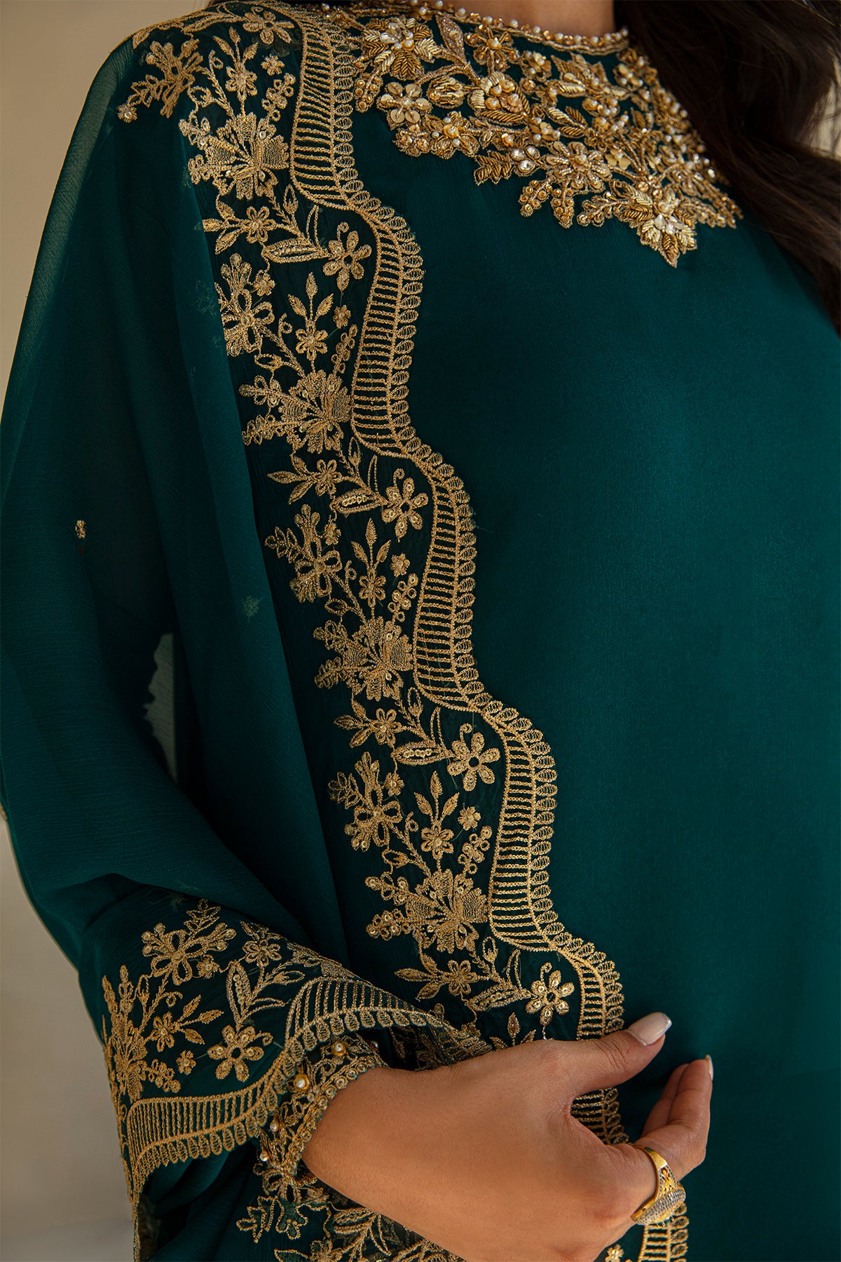 Emerald Green Embroidered Chiffon 3-Piece Suit - Image 4