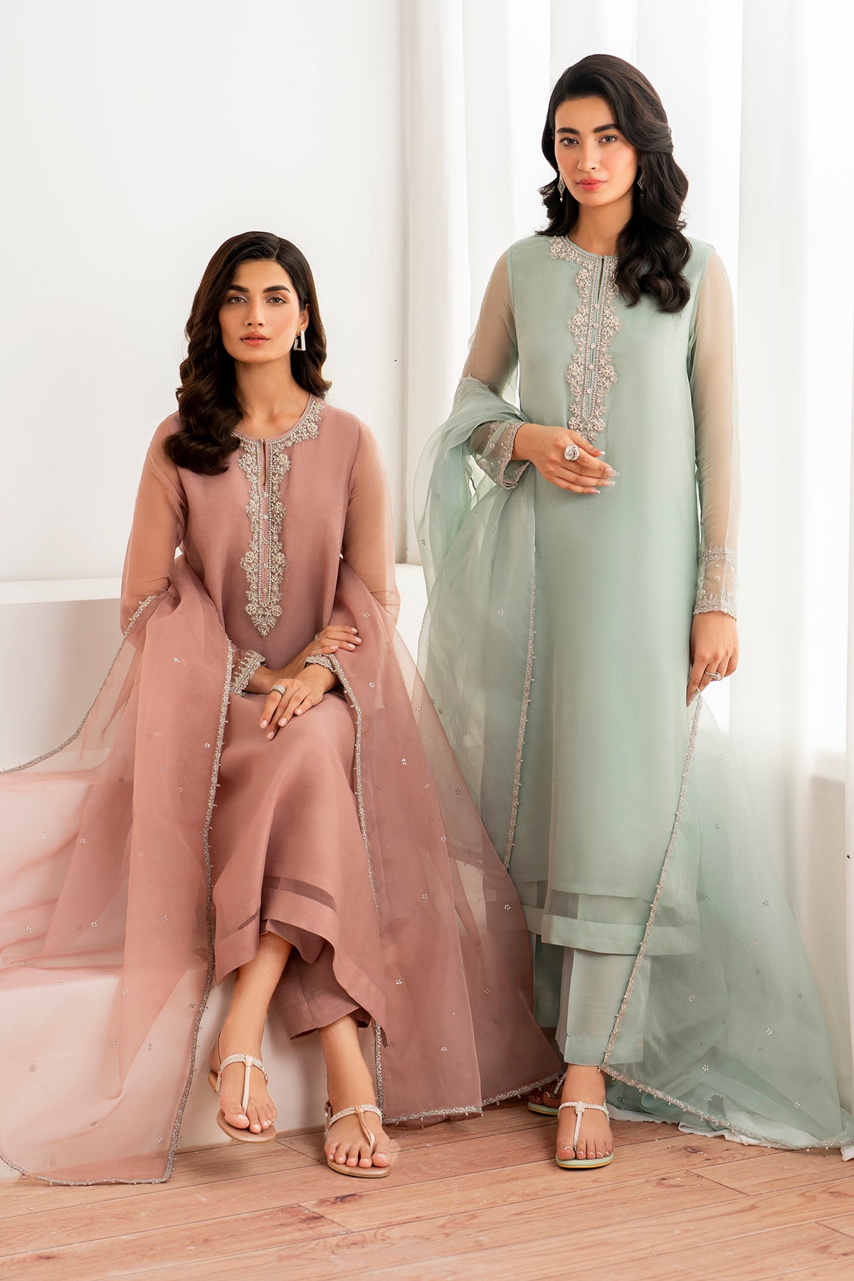 Mint Green Embroidered Chiffon & Organza Suit (3-Piece) - Image 8