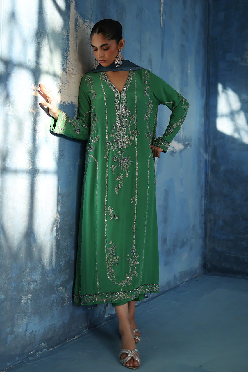 Green Embroidered Crepe Silk Salwar Kameez (3-Piece) - Image 4