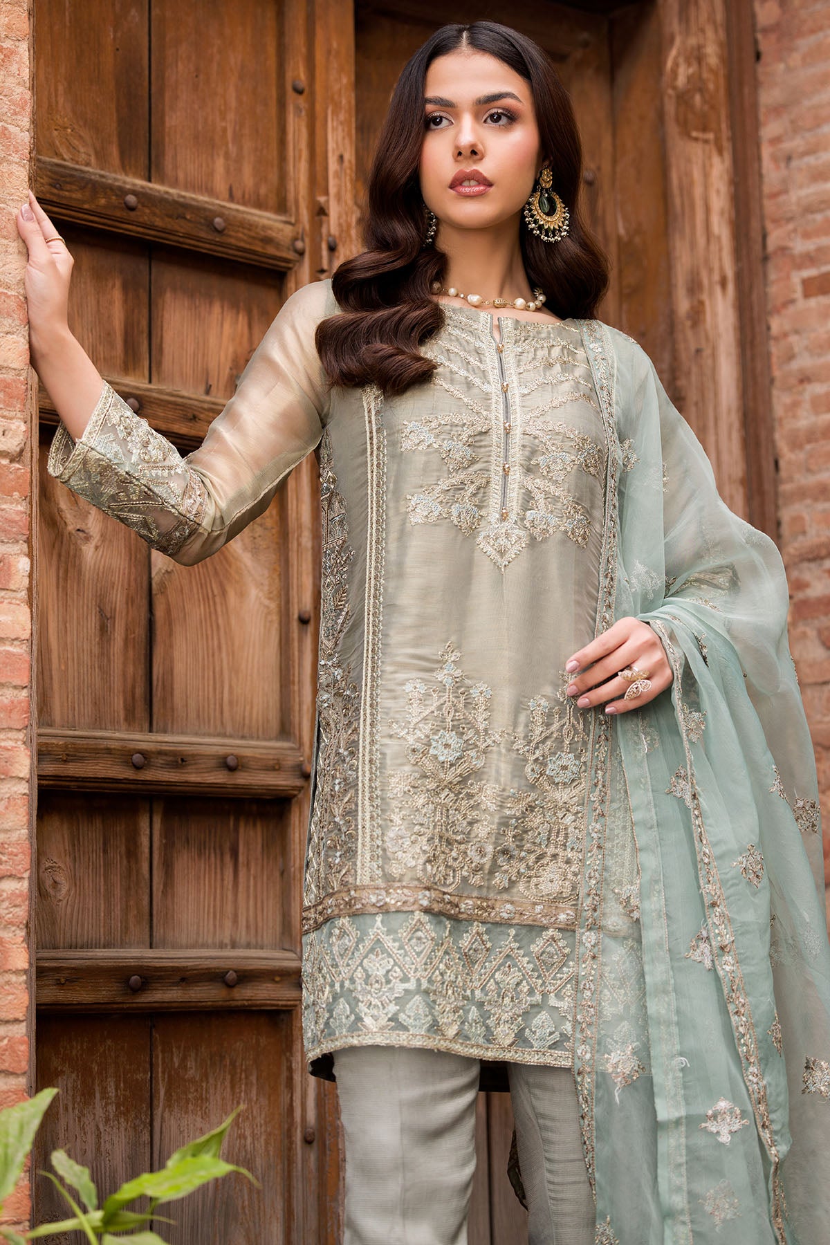 Pakistani Sage Green Embroidered Messori Salwar Kameez (3-Piece) - Image 3