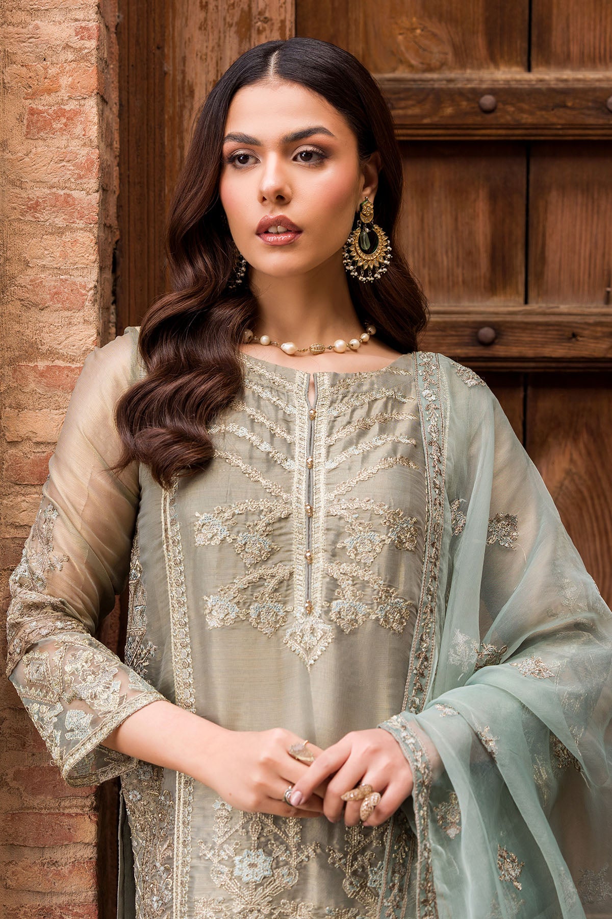 Pakistani Sage Green Embroidered Messori Salwar Kameez (3-Piece) - Image 4