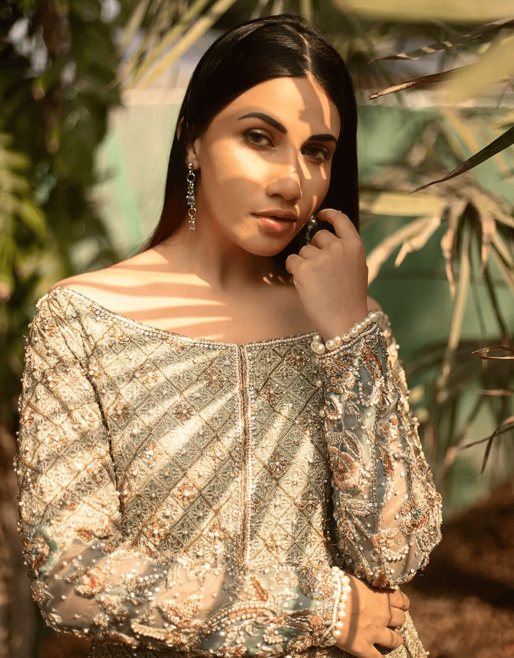 Pakistani Sage Green Embellished Net Salwar Kameez (2-Piece) - Image 1