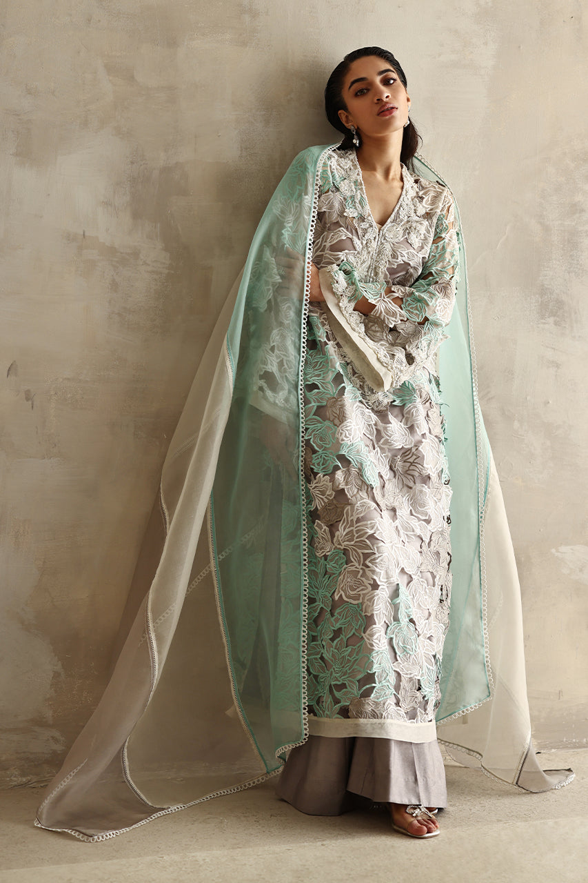 Mint Ivory Embroidered Organza Kurta Set (3-Piece) - Image 1