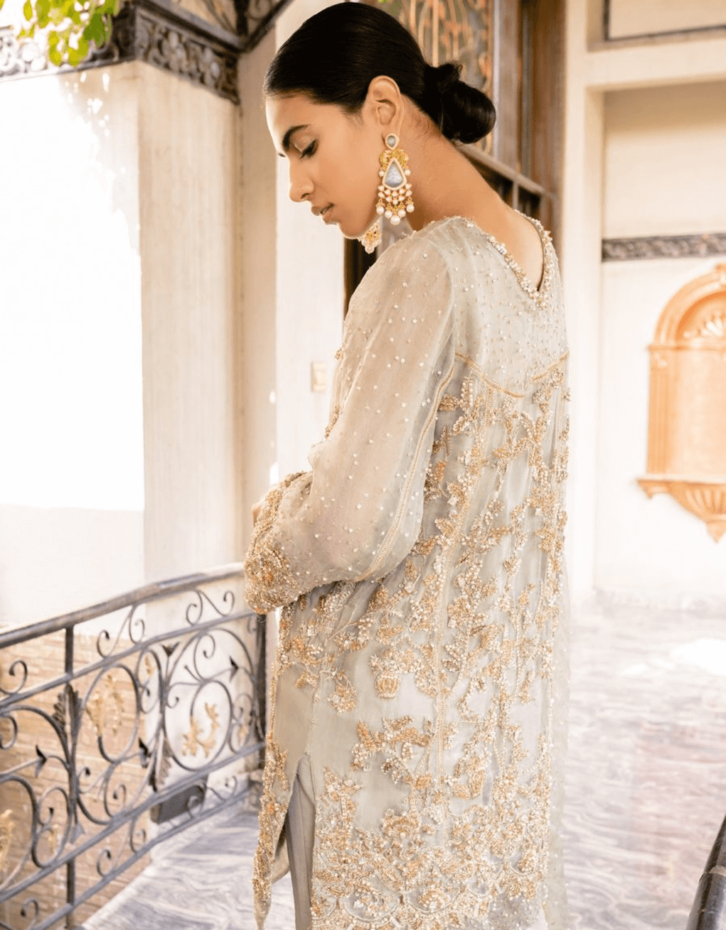 Pakistani Mason Green Embroidered Organza Salwar Kameez (3-Piece) - Image 4