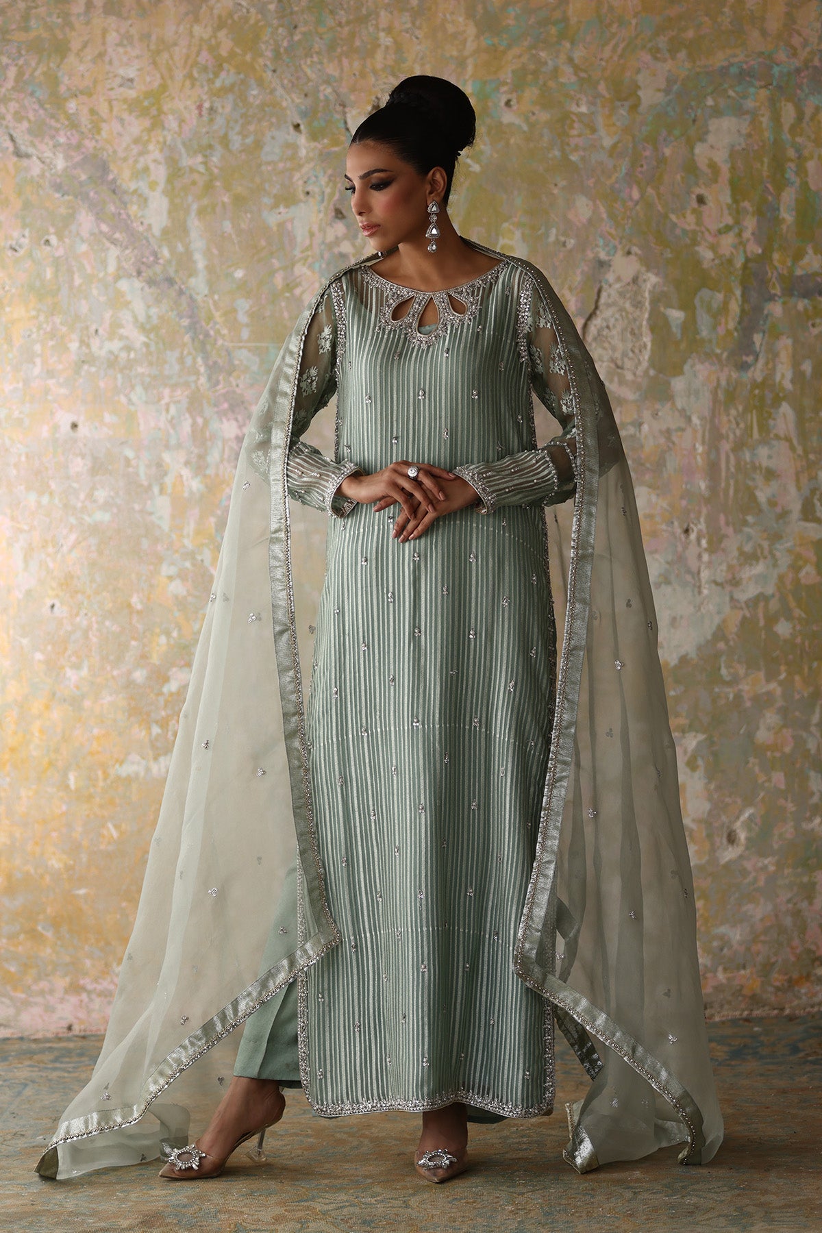 Sea Green Hand-Embellished Organza Salwar Kameez (3-Piece) - Image 2