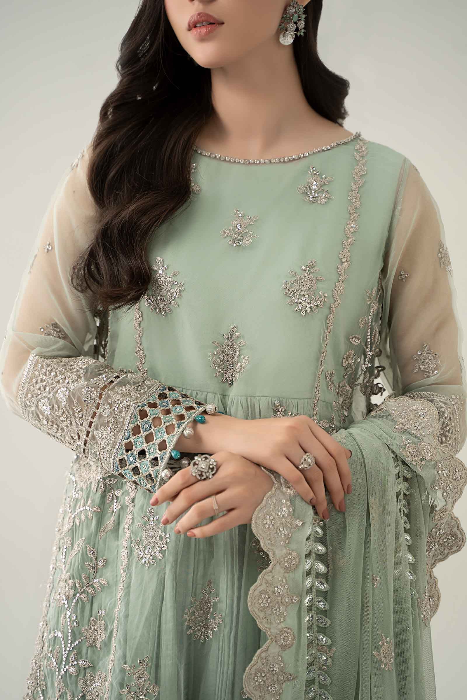 Pakistani Sea Green Embroidered Organza 3-Piece Suit - Image 2