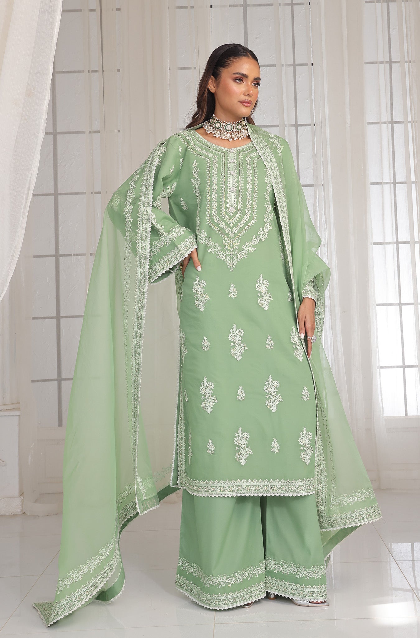Pastel Pistachio Embroidered Pure Organza Salwar Kameez (3-Piece) - Image 9