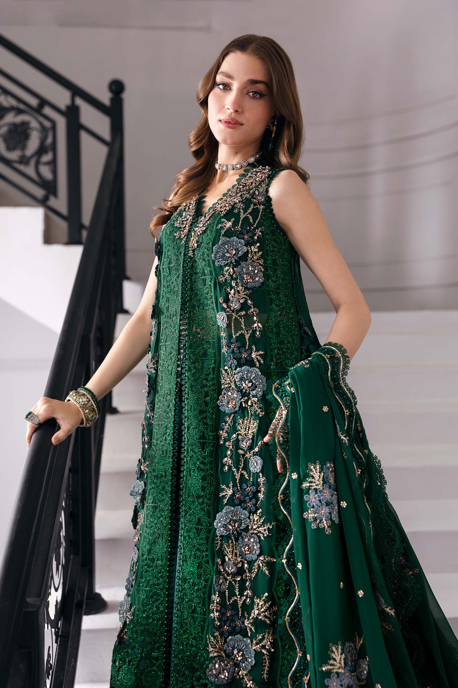 Emerald Green Embroidered Chiffon & Raw Silk Suit (3-Piece) - Image 14