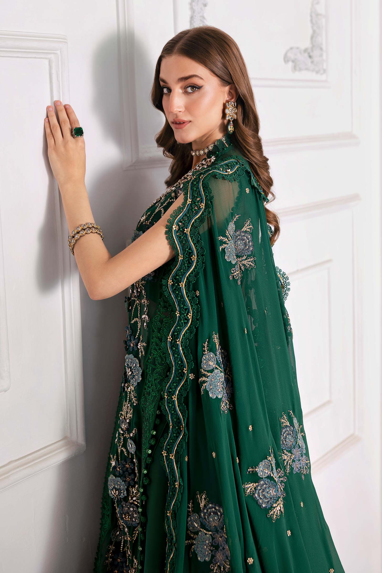 Emerald Green Embroidered Chiffon & Raw Silk Suit (3-Piece) - Image 15