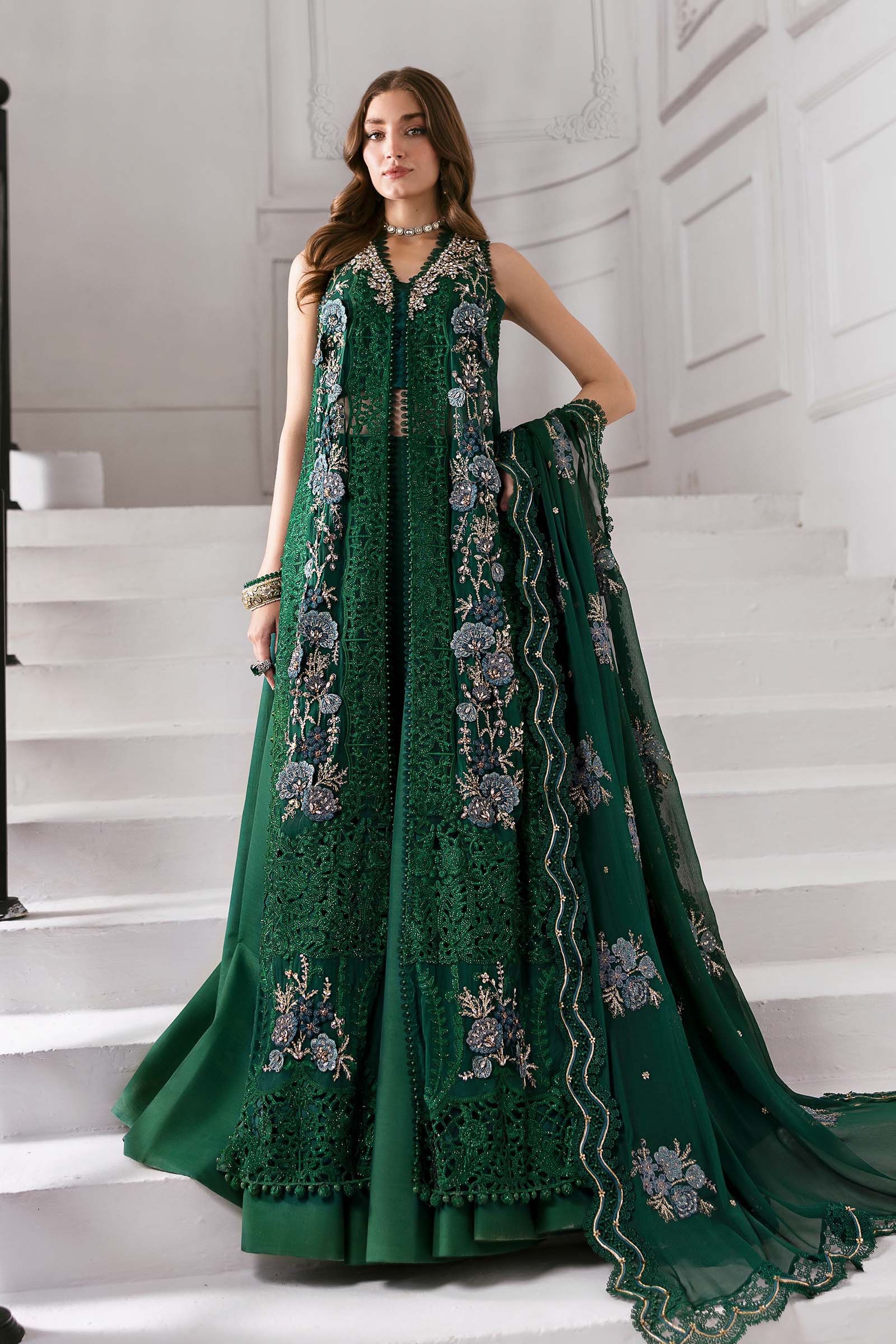 Emerald Green Embroidered Chiffon & Raw Silk Suit (3-Piece) - Image 17
