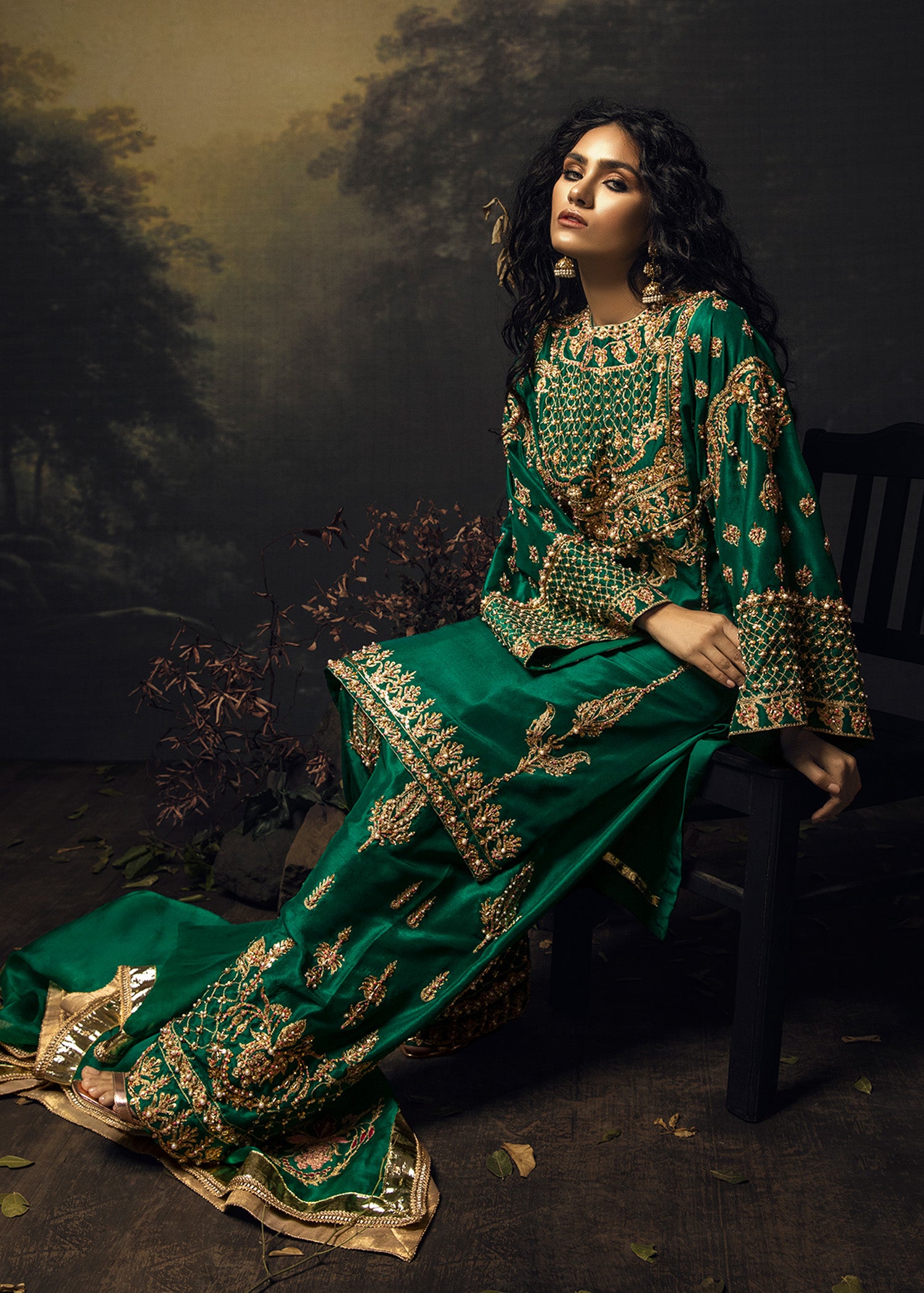 Emerald Green Aari Embroidered Raw Silk Shalwar Kameez (3-Piece) - Image 4