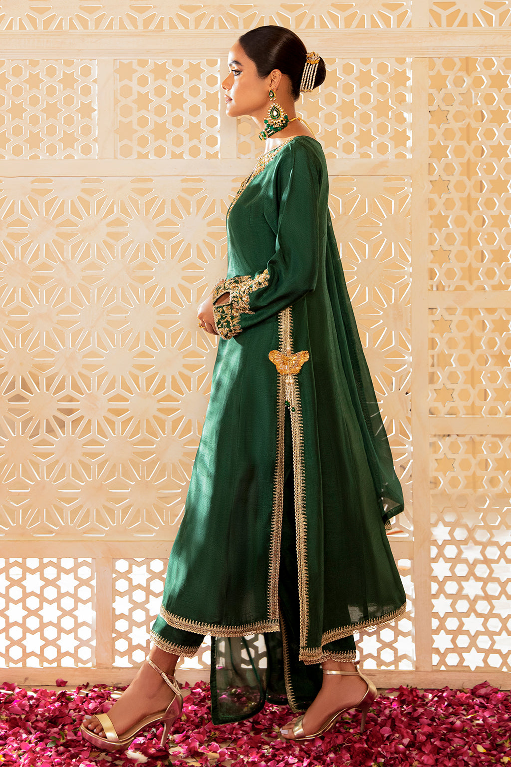 Pakistani Deep Emerald Gold Embroidered Raw Silk Salwar Kameez (3-Piece) - Image 4