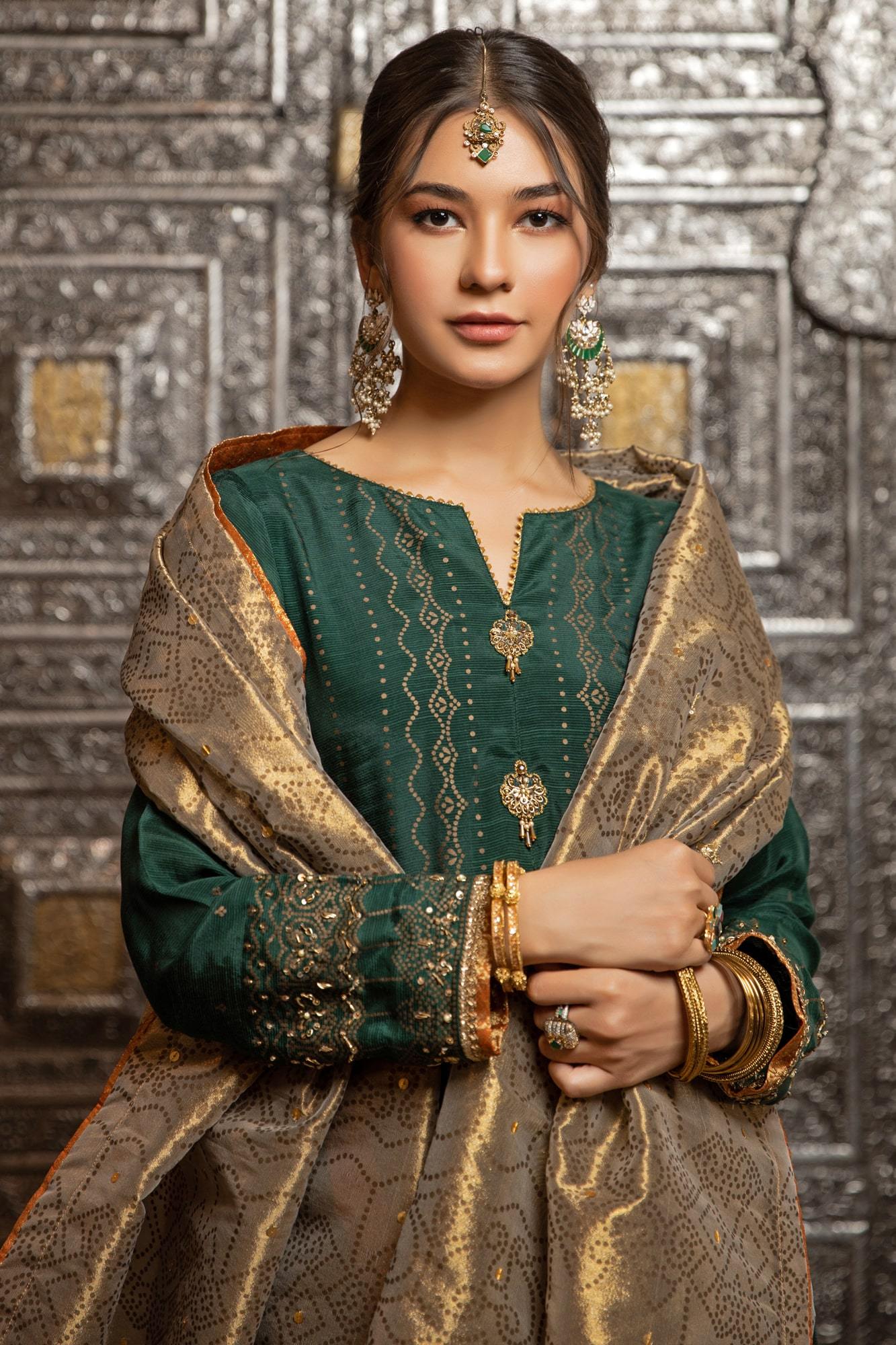 Pakistani Emerald Green Embroidered Raw Silk Salwar Kameez (3-Piece) - Image 1