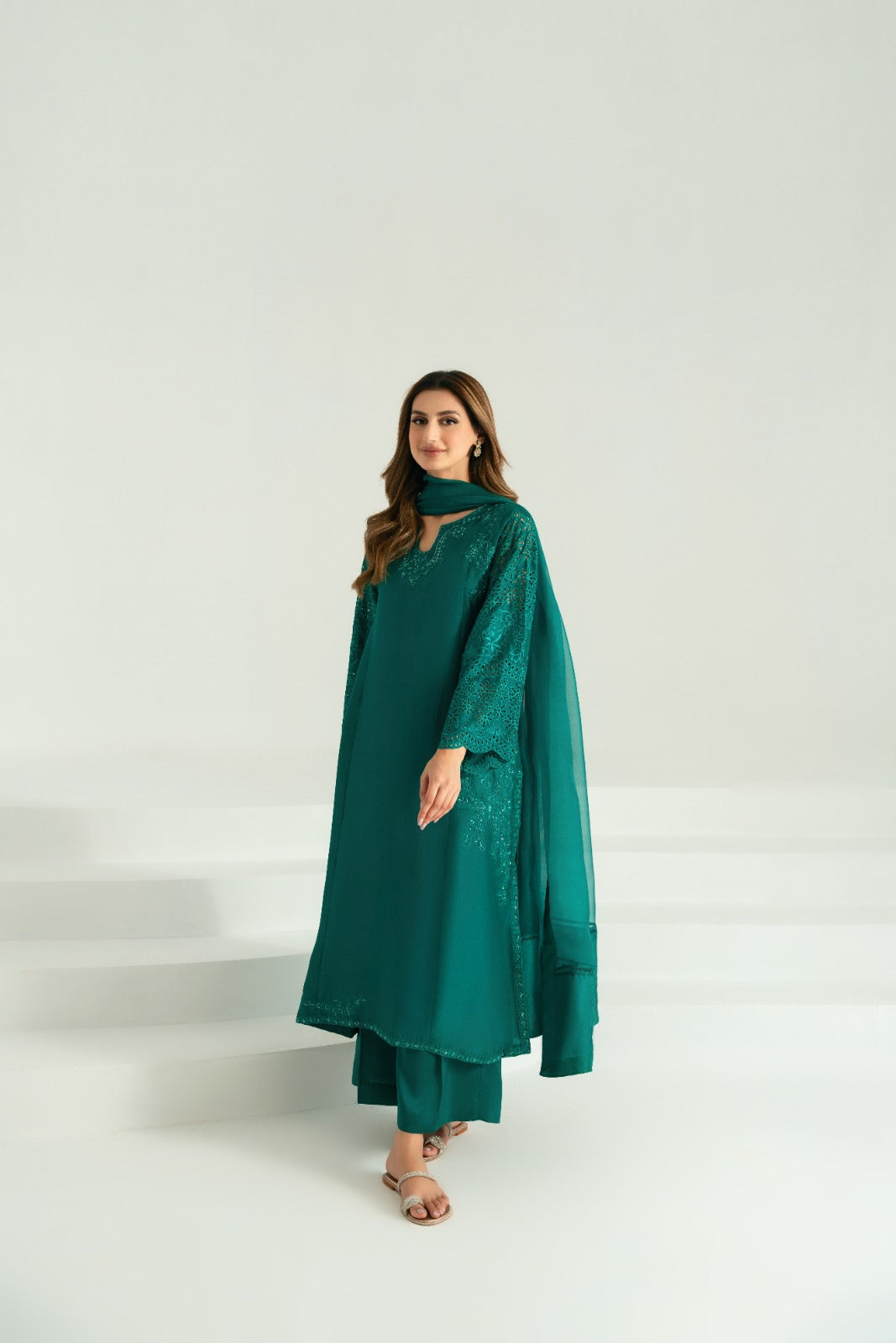 Emerald Green Hand Embroidered Silk Kameez (3-Piece) - Image 2