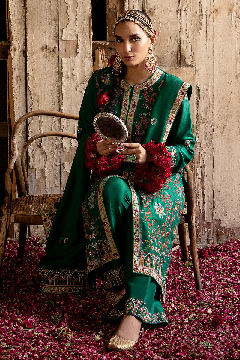 Pakistani Emerald Kashmiri Embroidered Raw Silk Salwar Kameez (3-Piece) - Image 4