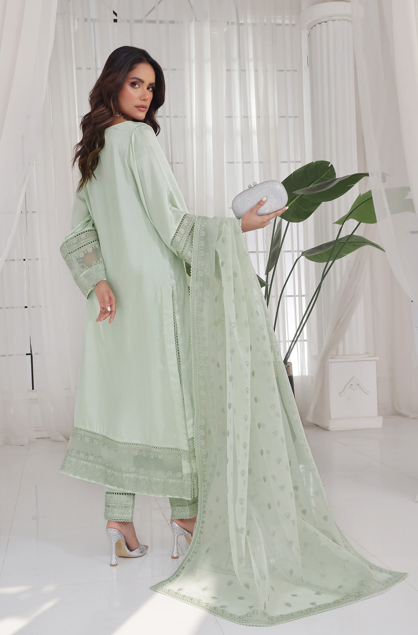 Pistachio Embroidered Pure Raw Silk Salwar Kameez (3-Piece) - Image 3