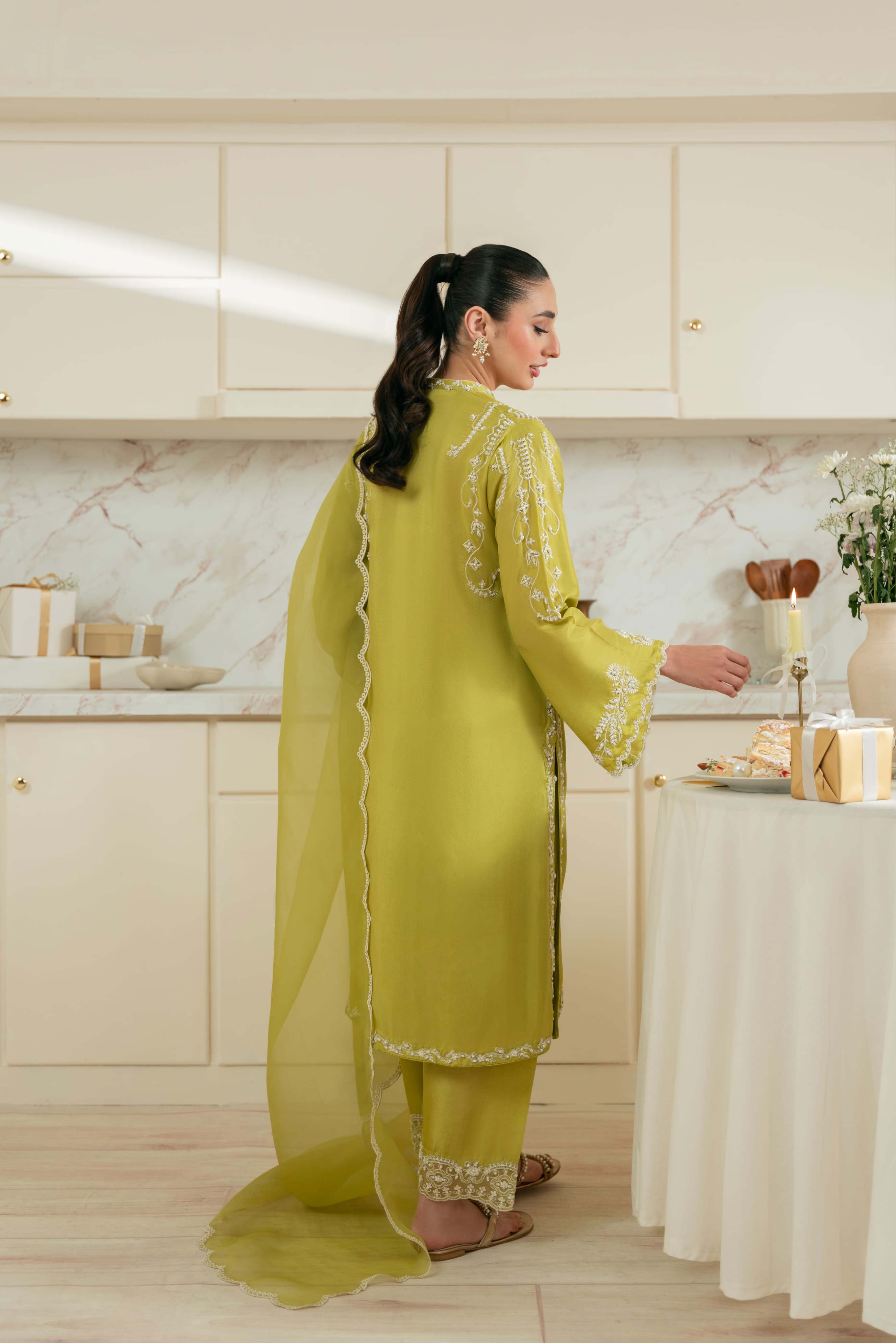 Pakistani Dhani Green Embroidered Pure Raw Silk Kameez (3-Piece) - Image 2