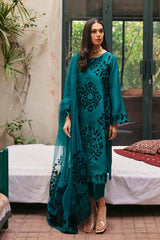 Pakistani Emerald Green Velvet Appliqué Raw Silk Salwar Kameez (3-Piece) - Image 2