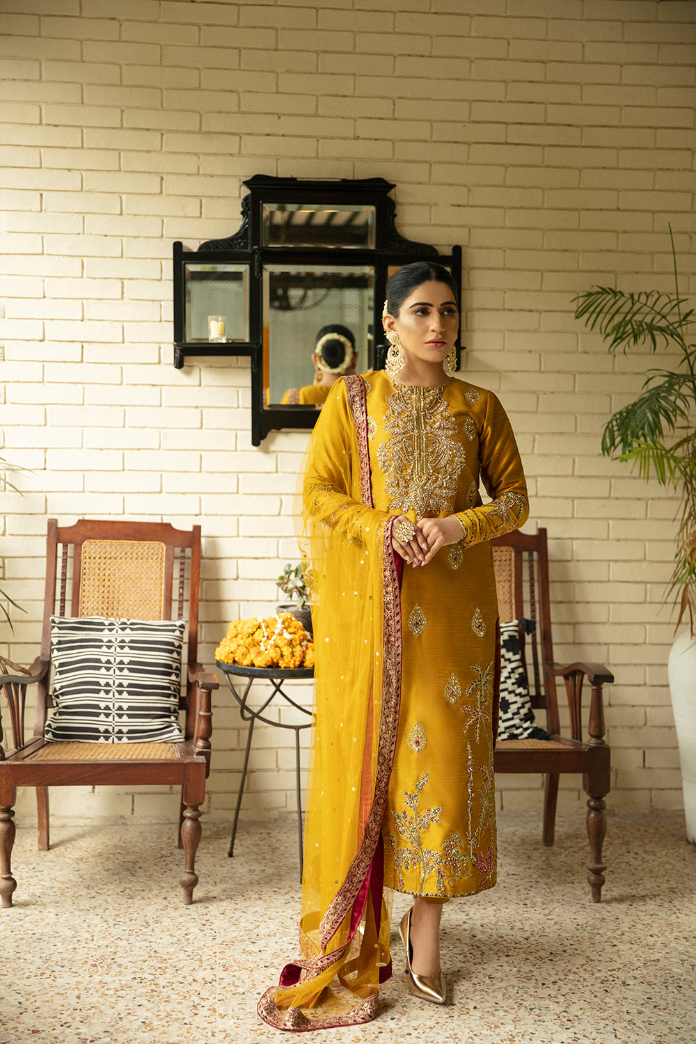 Olive Green Tilla Embroidered Rod Silk Salwar Kameez (3-Piece) - Image 4