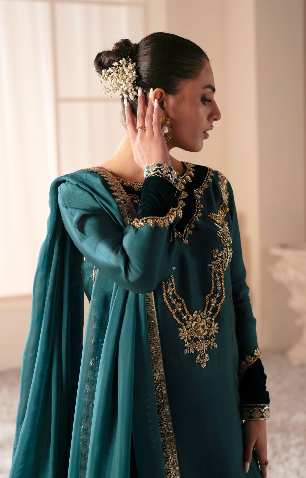 Teal Green Embroidered Pure Shesha Silk Kameez (3-Piece) - Image 4