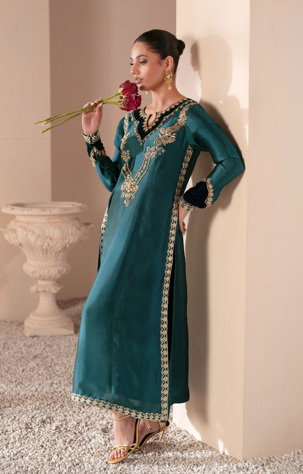 Teal Green Embroidered Pure Shesha Silk Kameez (3-Piece) - Image 5