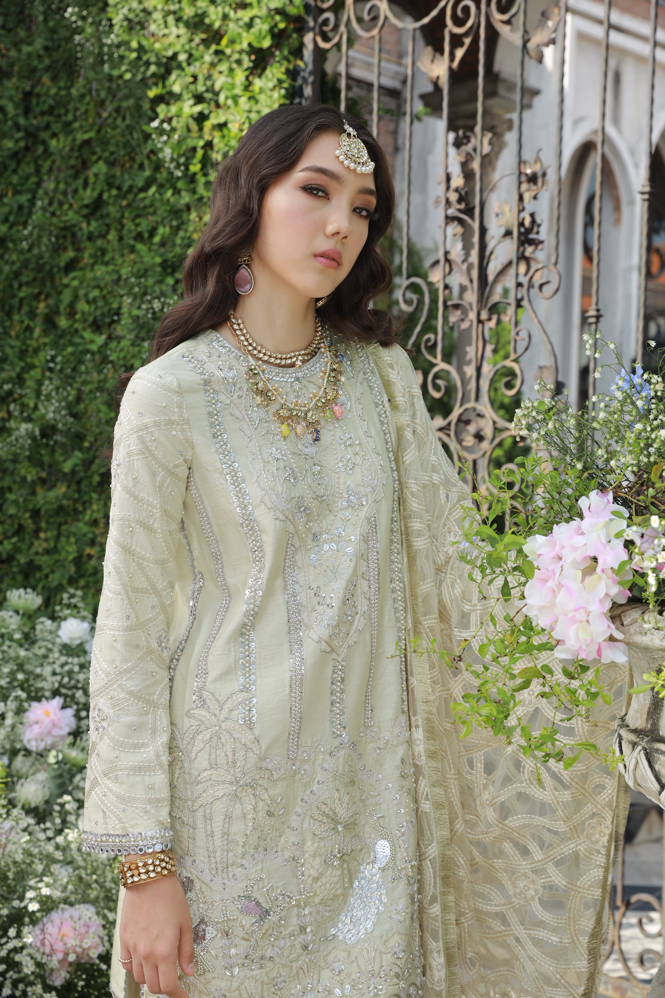 Sage Green Embellished Silk-Blend Salwar Kameez (3-Piece) - Image 4
