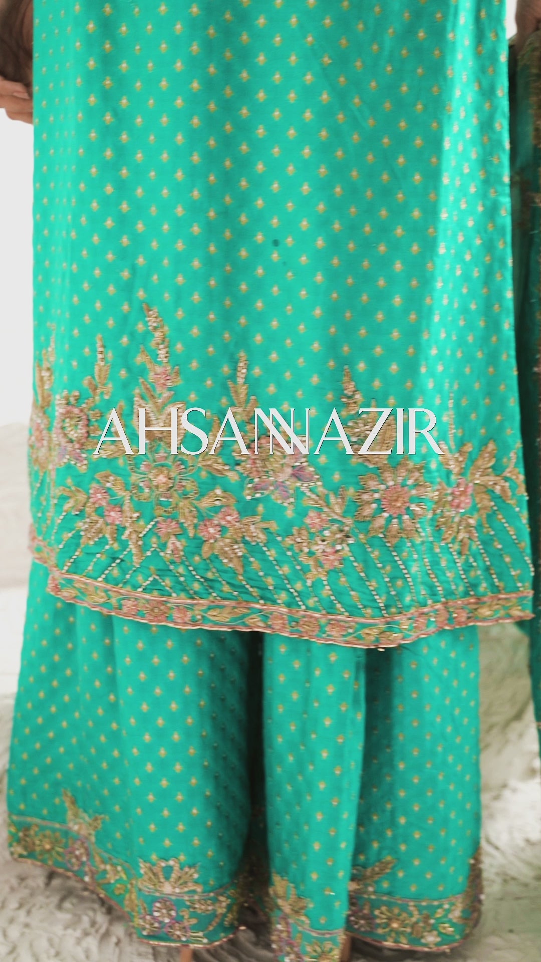 Agate Green Zardozi Silk Jamawar Salwar Kameez (3-Piece) - Image 6
