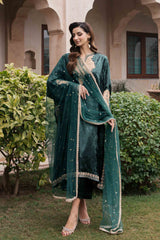 Pakistani Emerald Kashmiri Embroidered Silk Phiran (3-Piece) - Image 6