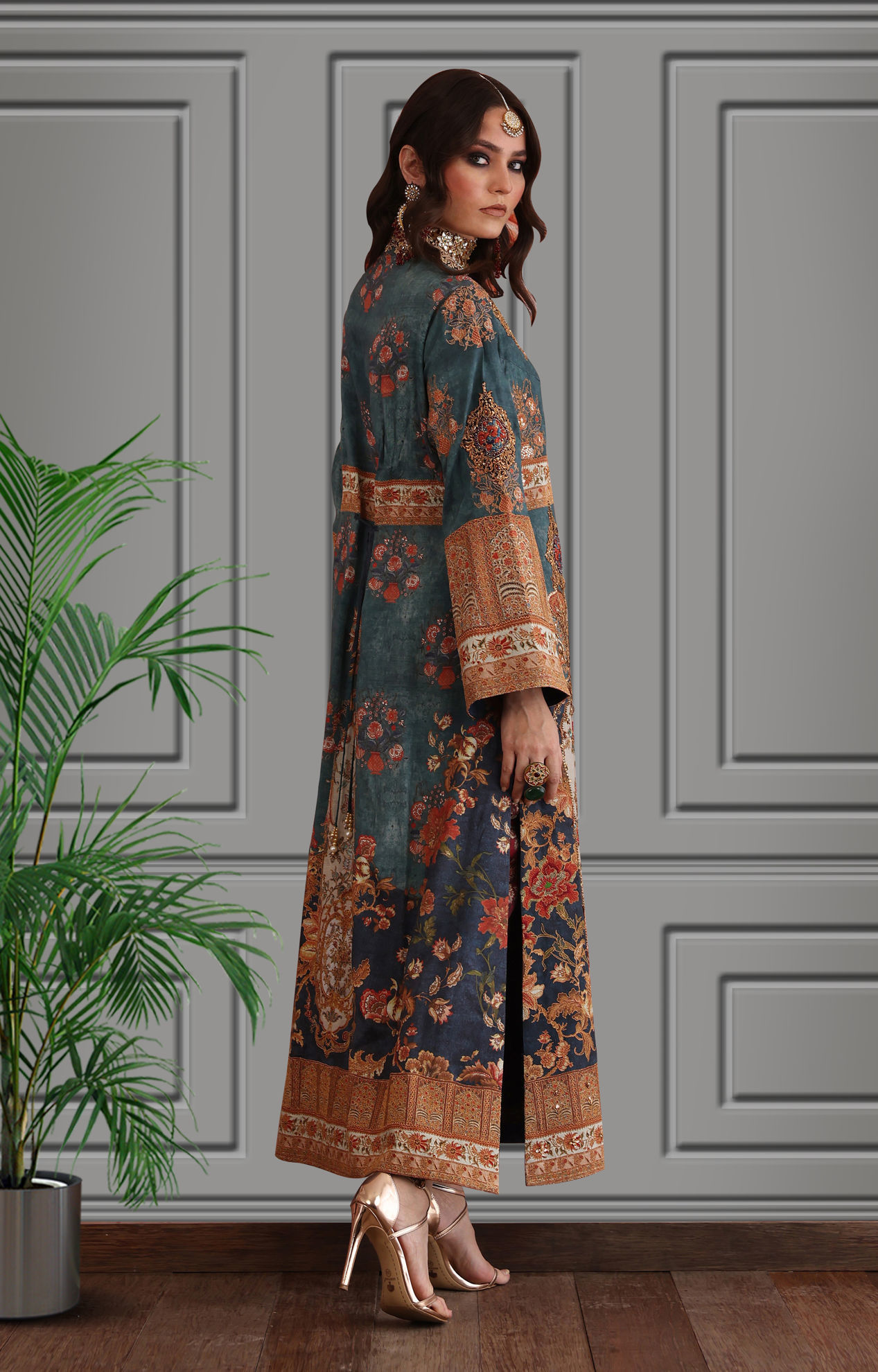 Teal Zardozi Embroidered Silk Long Jacket (2-Piece) - Image 4