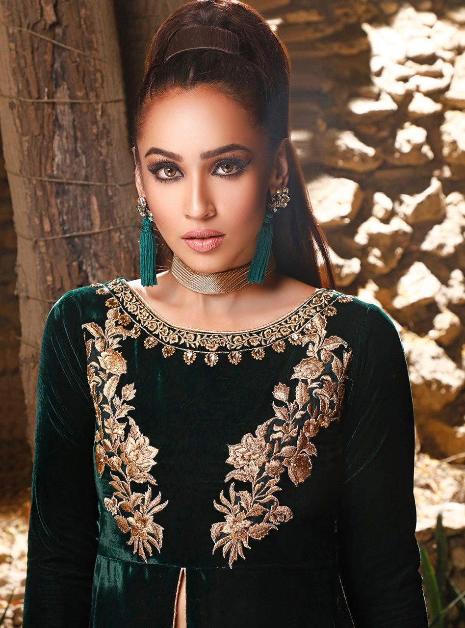 Pakistani Dark Moss Embroidered Velvet Salwar Kameez (3-Piece) - Image 4