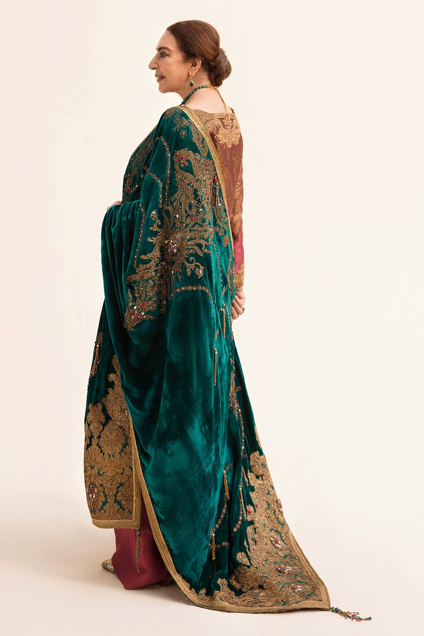 Emerald Embellished Velvet Shawl with Tissue Silk Salwar Kameez (3-Piece) - Image 2