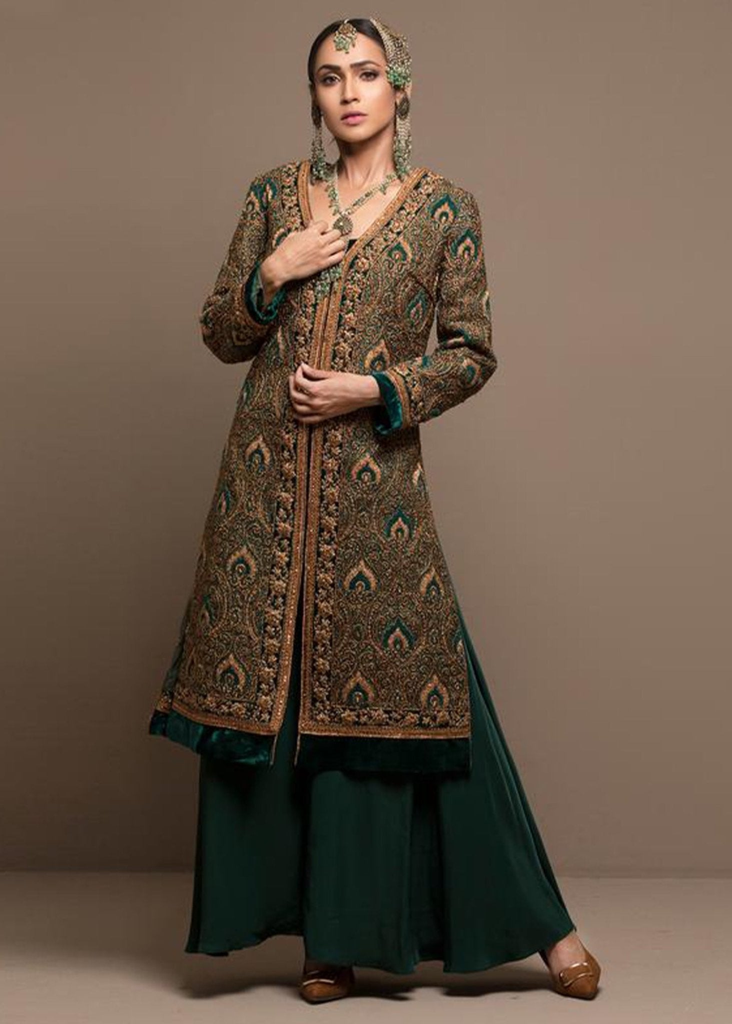 Emerald Green Naqshee Embroidered Velvet Coat (2-Piece) - Image 1