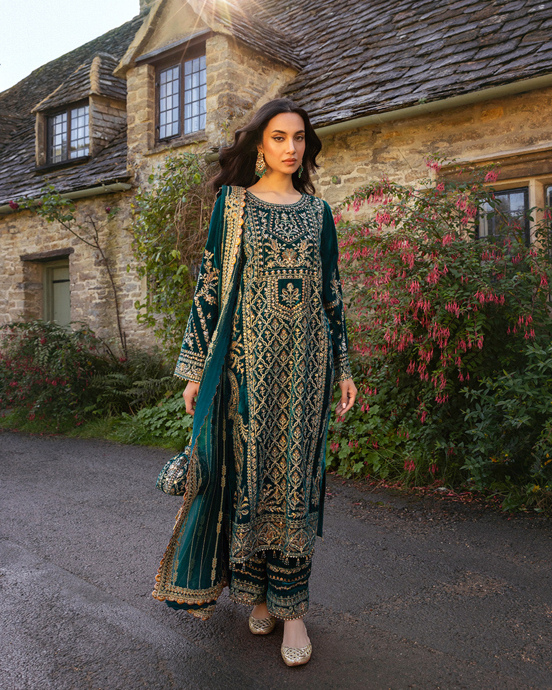 Teal Embroidered Velvet Salwar Kameez (3-Piece) - Image 3