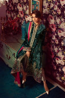 Pakistani Emerald Green Zardozi Velvet Long Shirt (3-Piece) - Image 4
