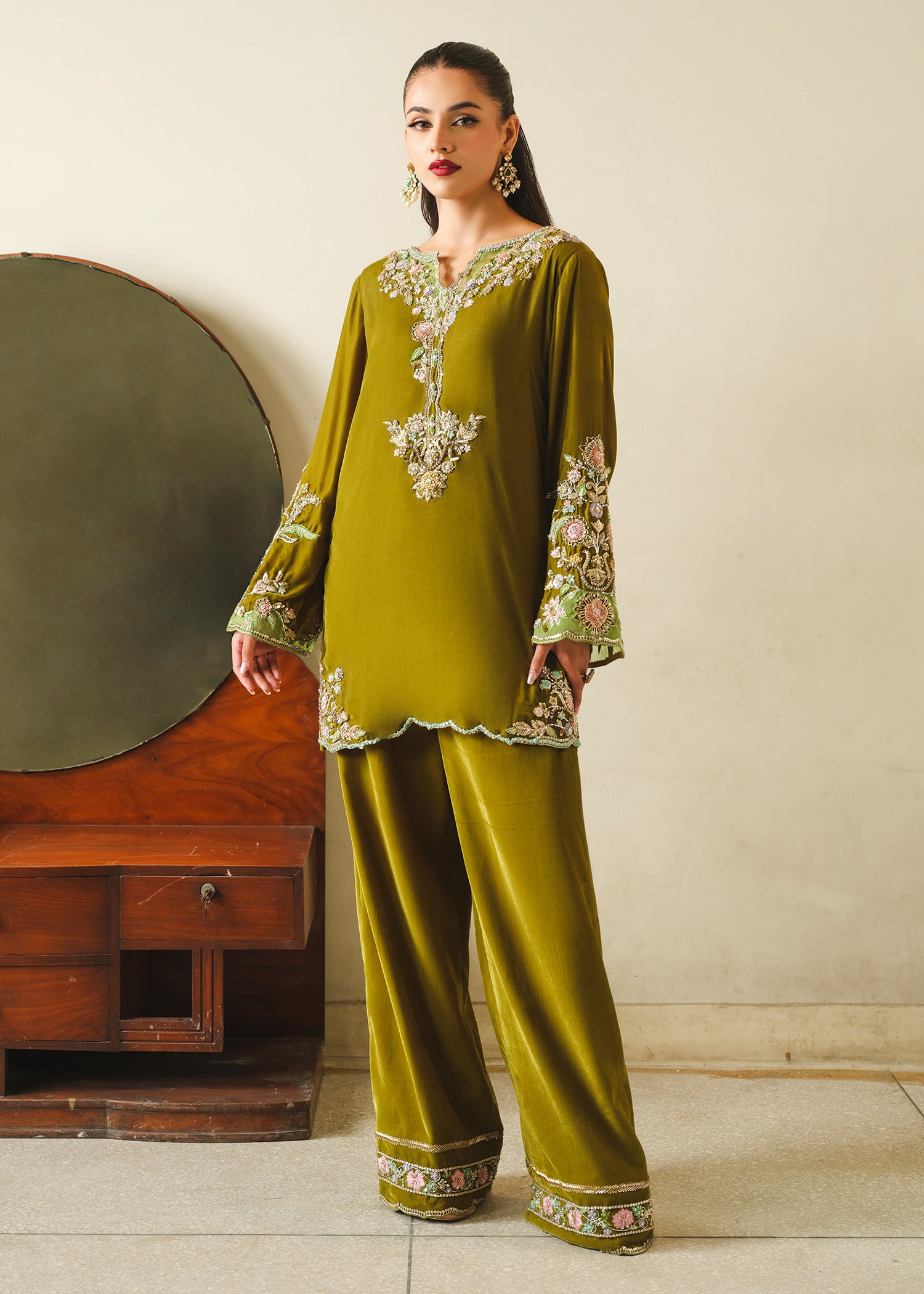 Pakistani Dhani Green Zardozi Velvet Salwar Kameez (3-Piece) - Image 1