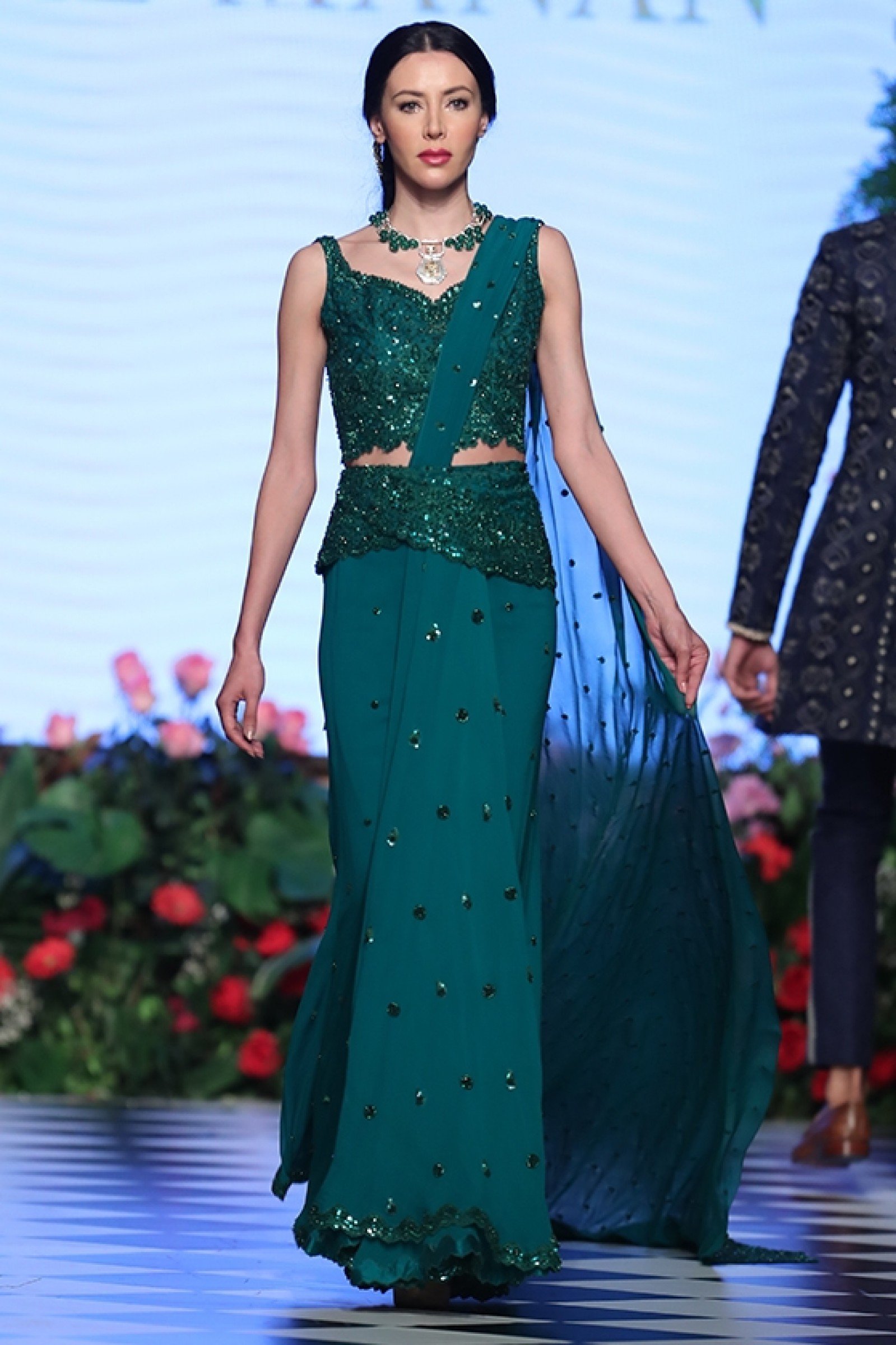 Emerald Green Embellished Georgette Saree (2-Piece) - Image 1