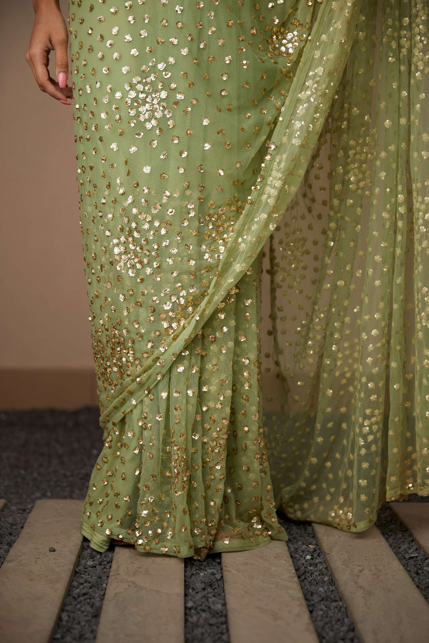 Indian Mint Green Sequin Net Saree Set (2-Piece) - Image 5