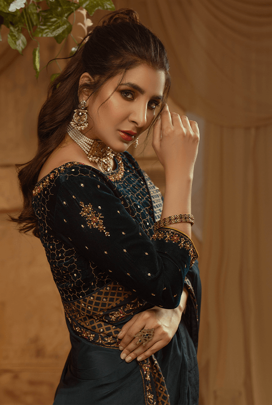 Teal Embellished Tissue Silk Saree (2-Piece) - Image 4