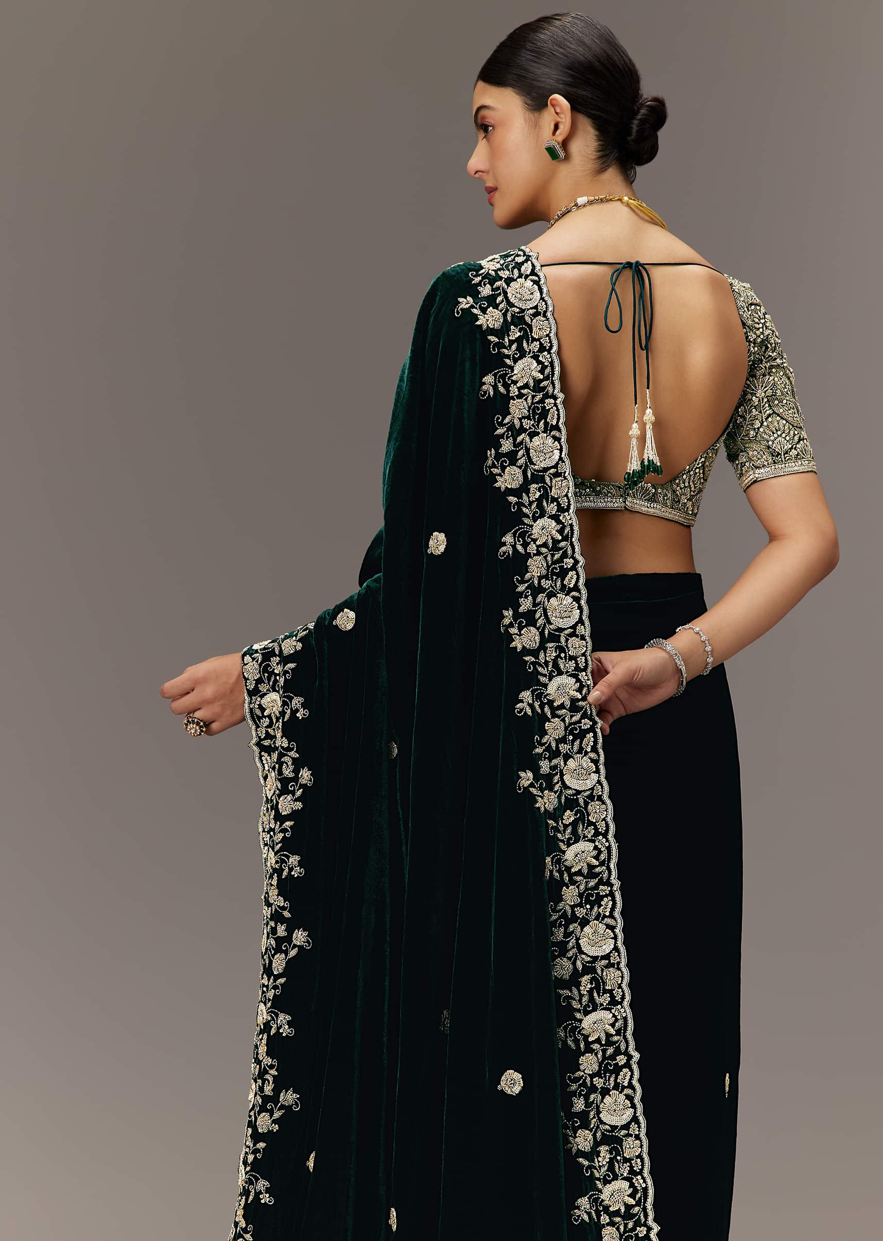 Indian Deep Green Embroidered Velvet Saree (2-Piece) - Image 3