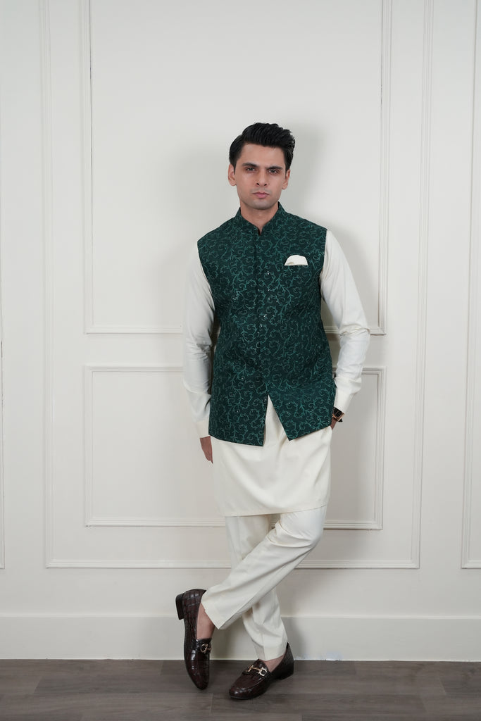Green Sequin Embroidered Waistcoat Kurta Set (3-Piece) - Image 1