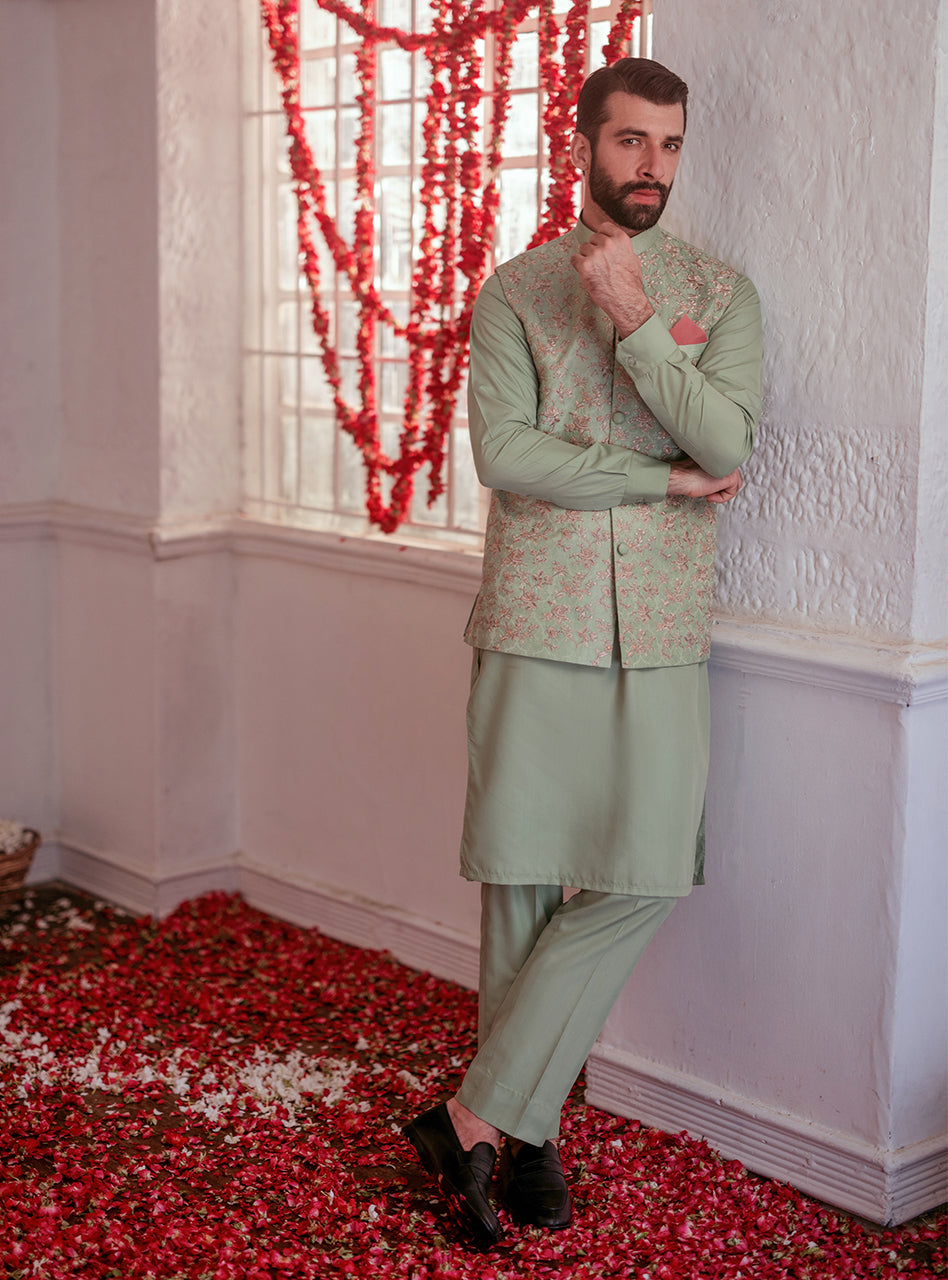 Mint Green Embroidered Jamawar Waistcoat Kurta (3-Piece) - Image 4