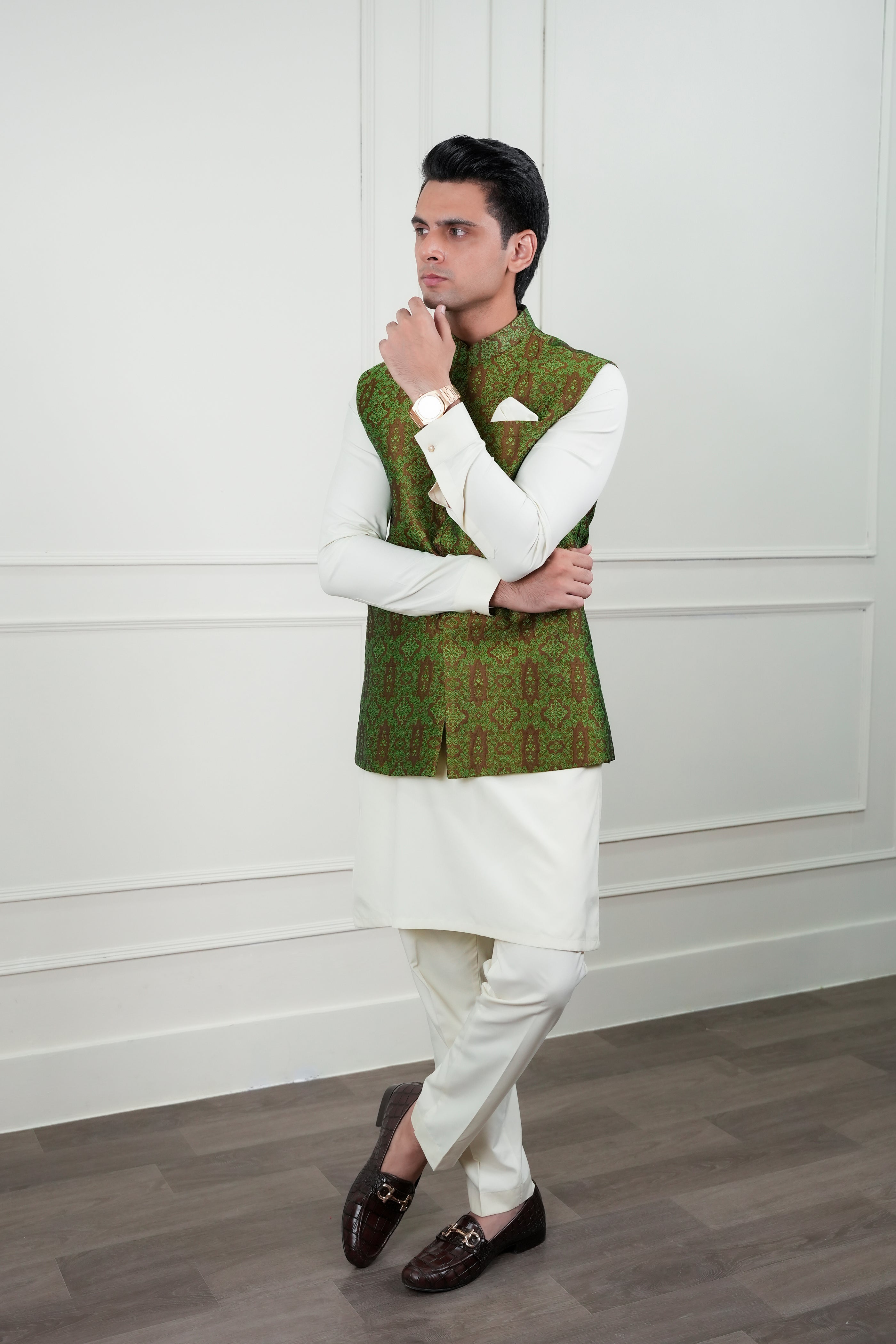 Olive Green Self Jamawar Waistcoat Kurta Set (3-Piece) - Image 4
