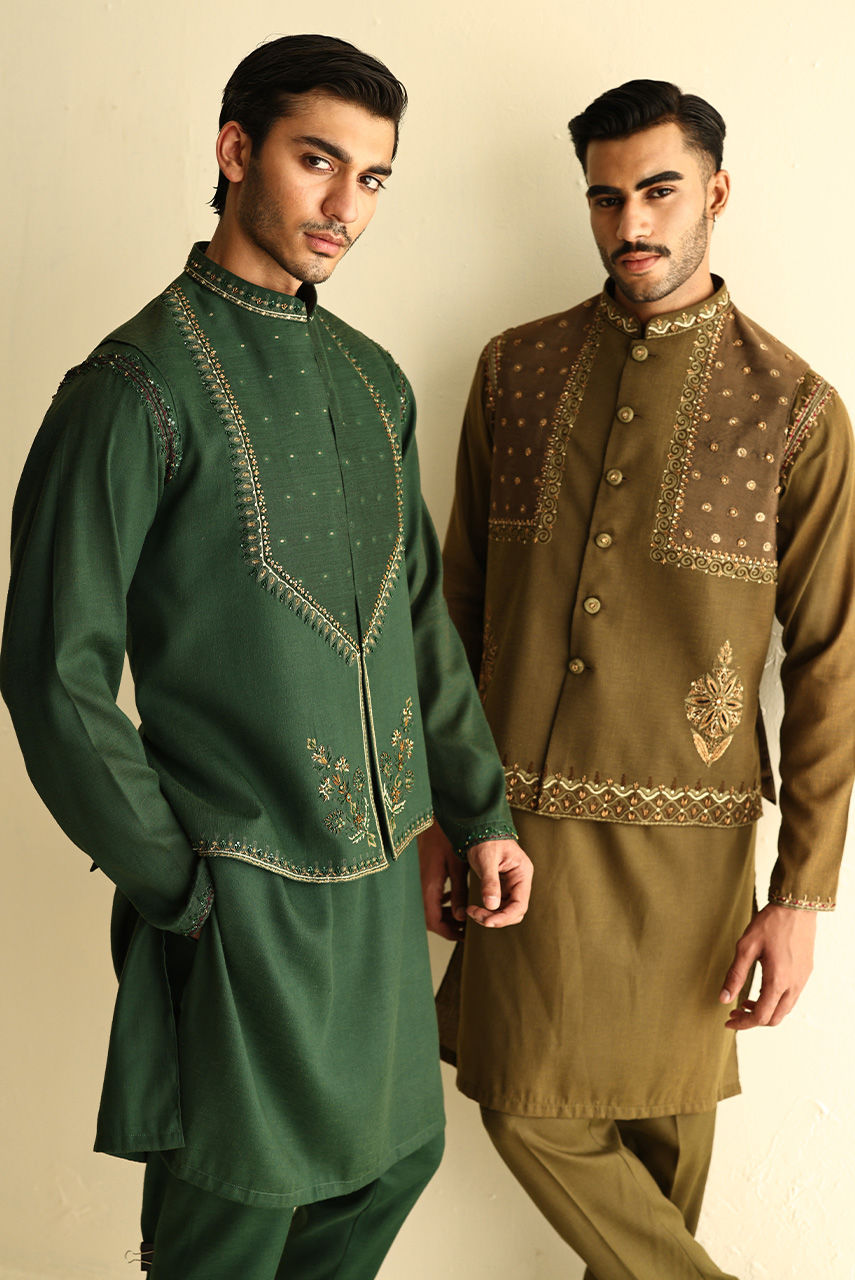 Deep Green Hand Embroidered Linen Waistcoat Kurta (3-Piece) - Image 4