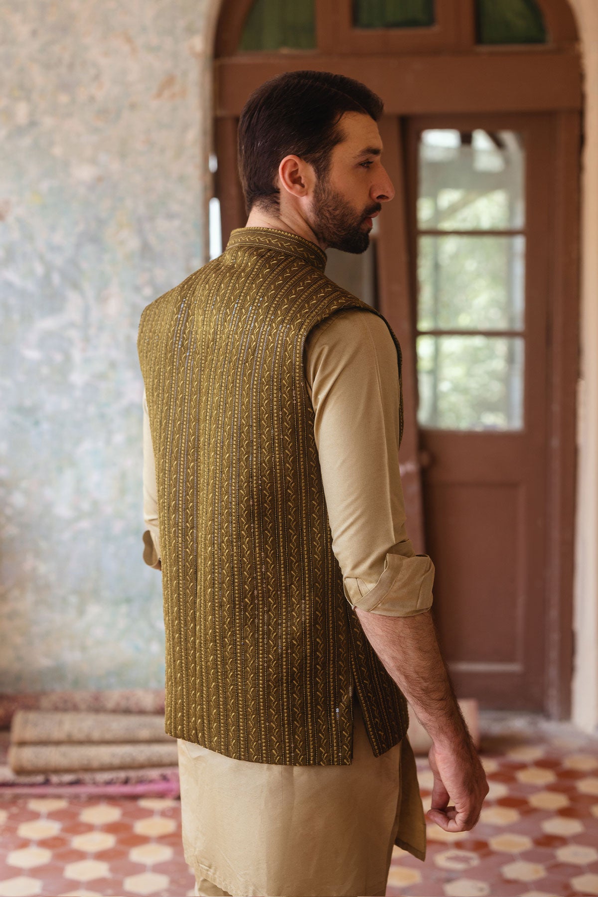 Green Embroidered Masoori Waistcoat Kurta Pajama (3-Piece) - Image 3