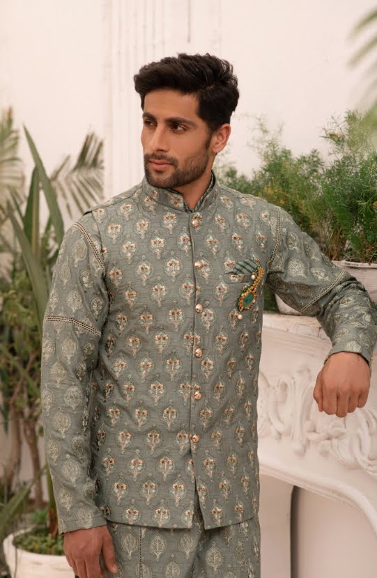 Jade Green Embroidered Silk-Blend Waistcoat Kurta (3-Piece) - Image 1