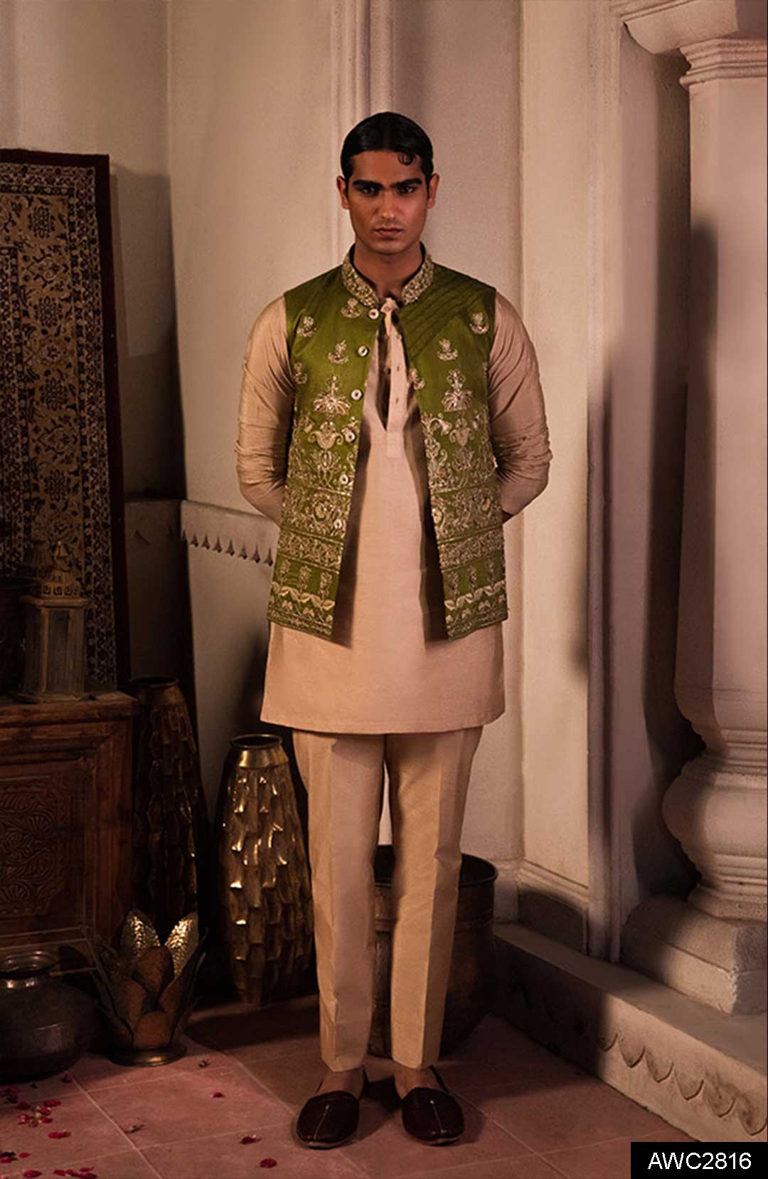 Olive Green Hand-Embroidered Silk-Blend Waistcoat (3-Piece) - Image 5