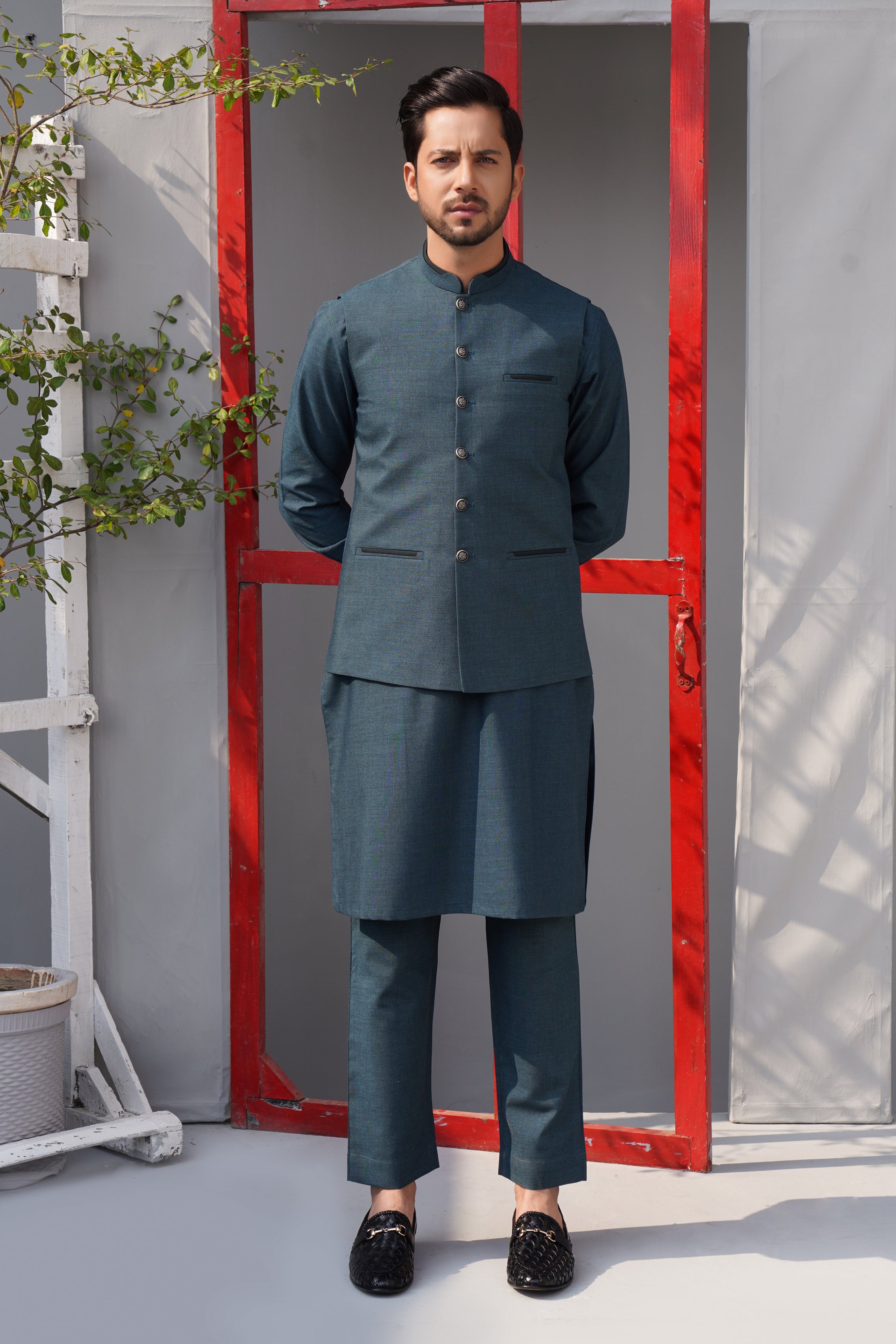 Pine Green Suiting Blend Waistcoat Kurta Set (3-Piece) - Image 1
