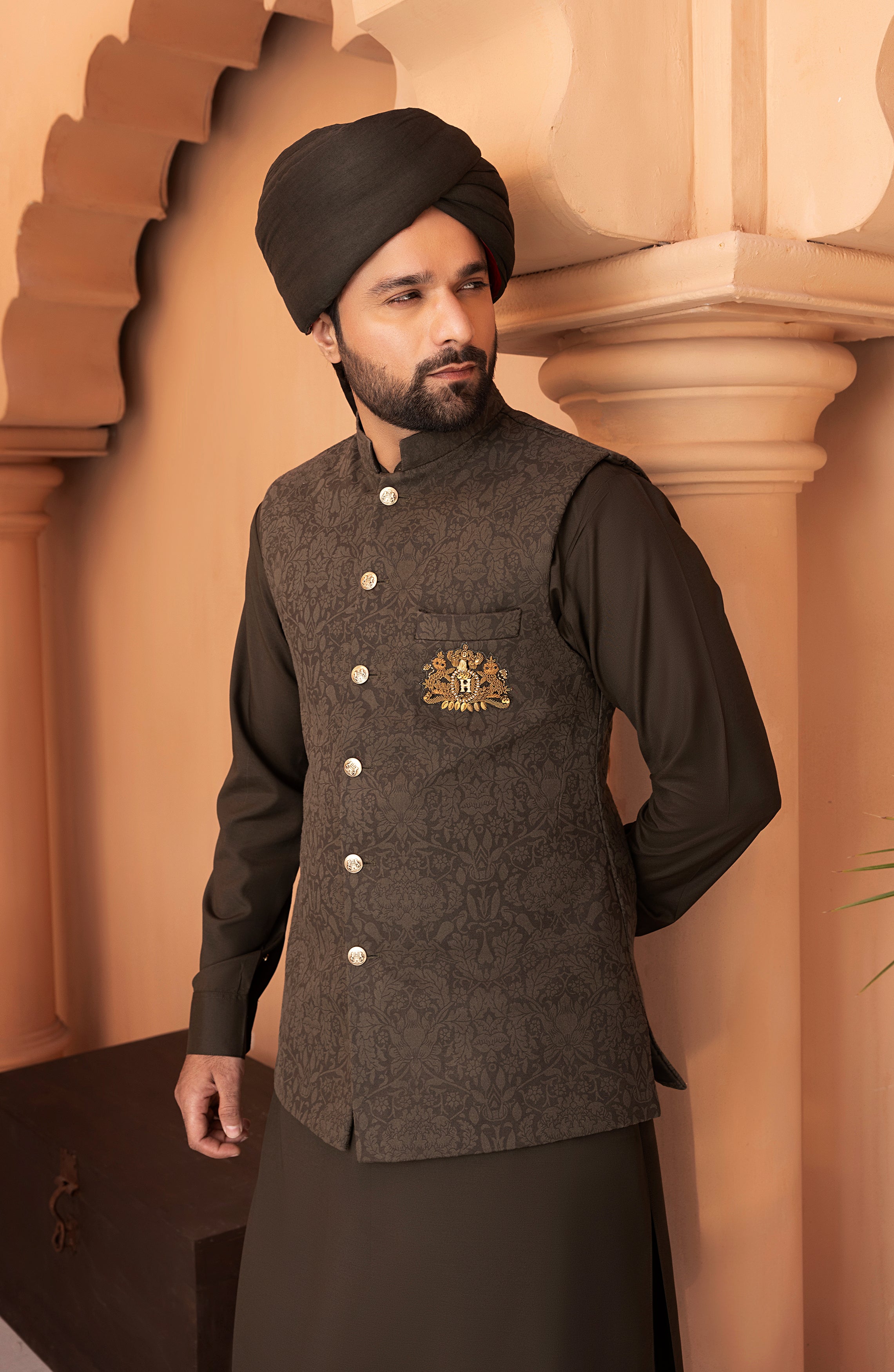 Deep Green Embroidered Twill Waistcoat Kurta Set (3-Piece) - Image 5